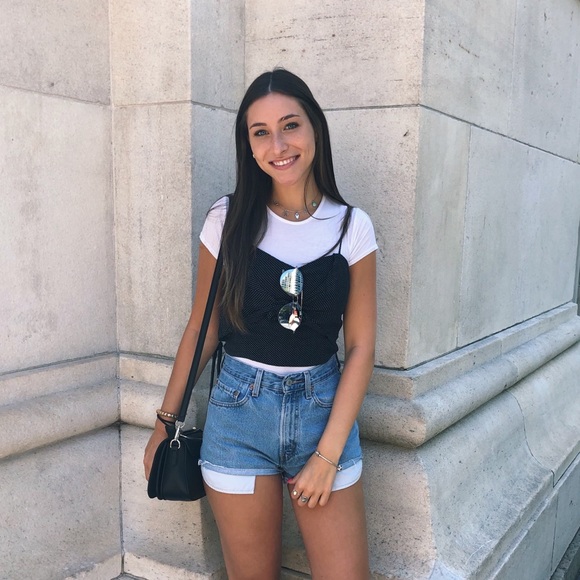 Meet your Posher, Bianca - Picture 1 of 1